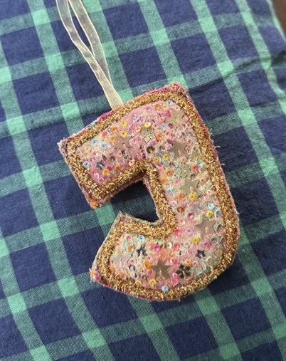 Sissel Edelbo - Alphabet Ornament - J
